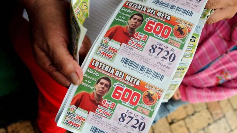 Se ganó la lotería y su ex la llamó para pedirle dinero tras dejarla por su mejor amiga
