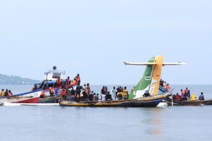 DRAMA EN TANZANIA | Al menos 19 muertos por avión que se estrelló en el lago Victoria||||
