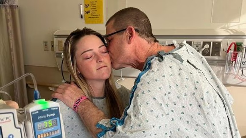 El emotivo video del momento en que un padre se enteró que su hija fue su donante de riñón