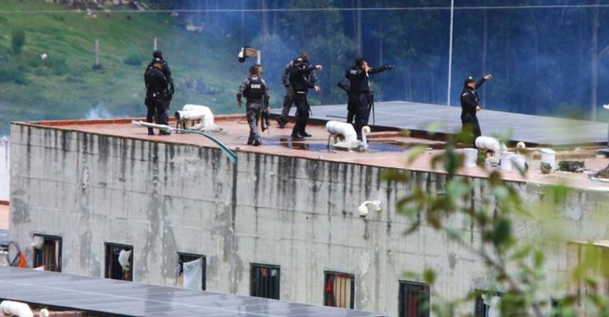 Al menos 12 muertos en un nueva revuelta de reclusos en cárcel de Ecuador