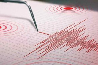 Emiten alerta de tsunami tras fuerte terremoto de 7,6 en Filipinas