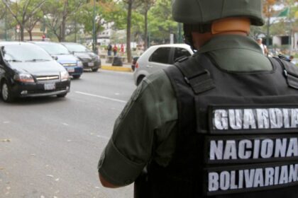 Un grupo de efectivos militares presuntamente detuvieron a un coronel de la Guardia Nacional Bolivariana (GNB), en Apure.