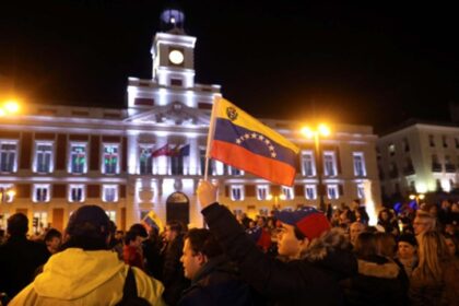El periodista Eugenio Martínez señaló los venezolanos para inscribirse en el Registro Electoral (RE) en la ciudad de Madrid (España). 