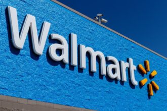 Muchos se preguntan: ¿cómo se puede acceder a los empleos de Walmart para los migrantes que quieran vivir en EEUU?
