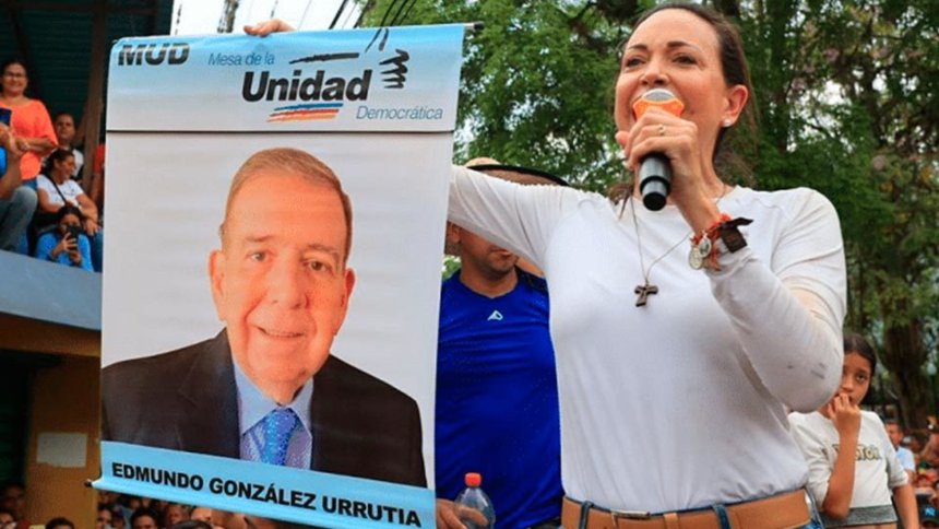 FOTO: Edmundo González y María Corina Machado se reunieron en persona por primera vez tras su designación como candidato